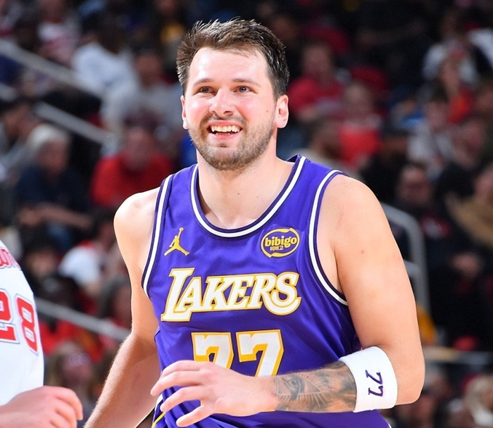 东契奇情感波动后带队7连胜 数据飙升冲击MVP