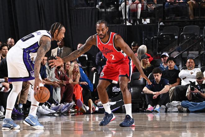 国王队爆冷掀翻快船威少三双创历史纪录小卡伤