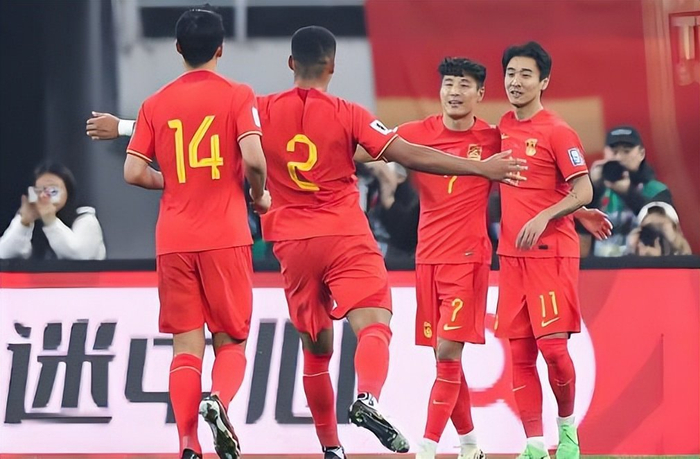 伊拉克力克玻利维亚晋级世界杯 邵佳一顶替传闻