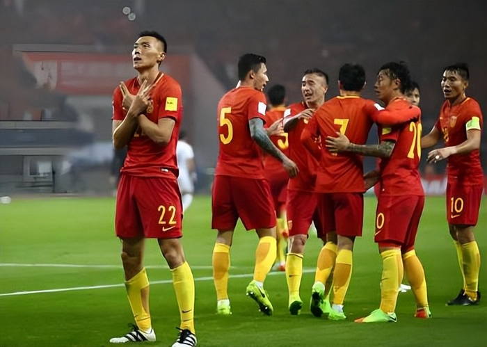 伊拉克力克玻利维亚晋级世界杯 邵佳一顶替传闻