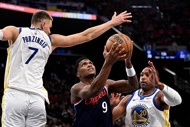 勇士逆转快船晋级季后赛 马瑟林23分难救主