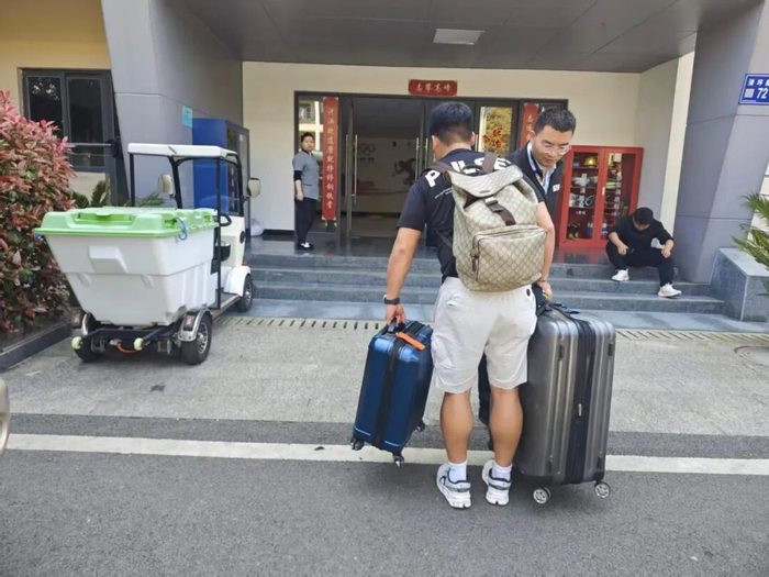 韩国青训专家吴柱蒲等三人正式签约贵州足协 开